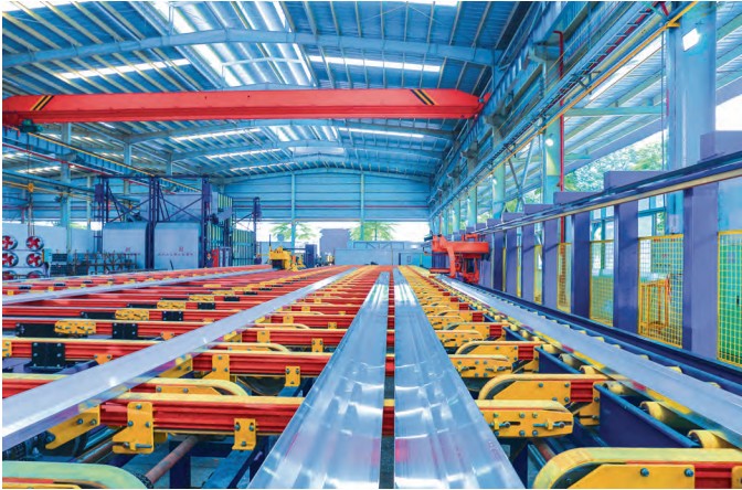 1750905658881354.jpg 擠壓生產線2.jpg